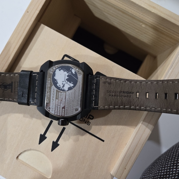 Seven Friday V series - Picture 3 of 6